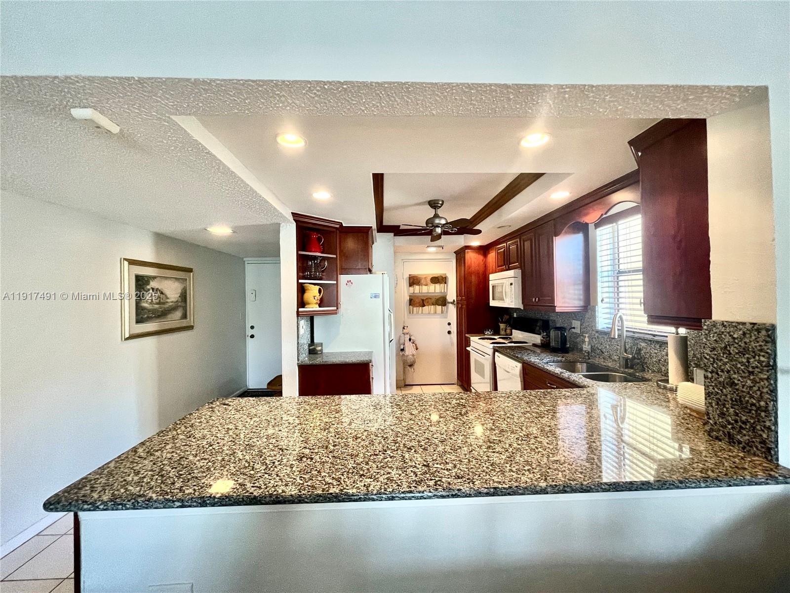 CYPRESS BEND I-A CONDO - Residential Lease