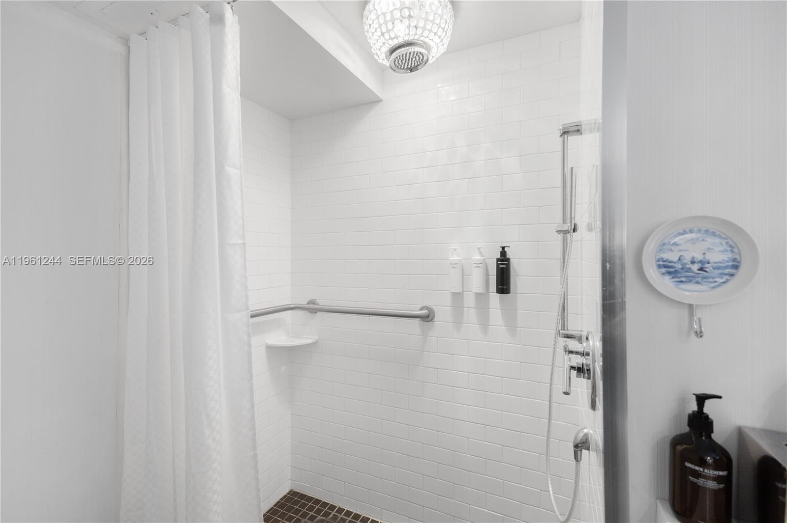 1100 WEST CONDO - Residential