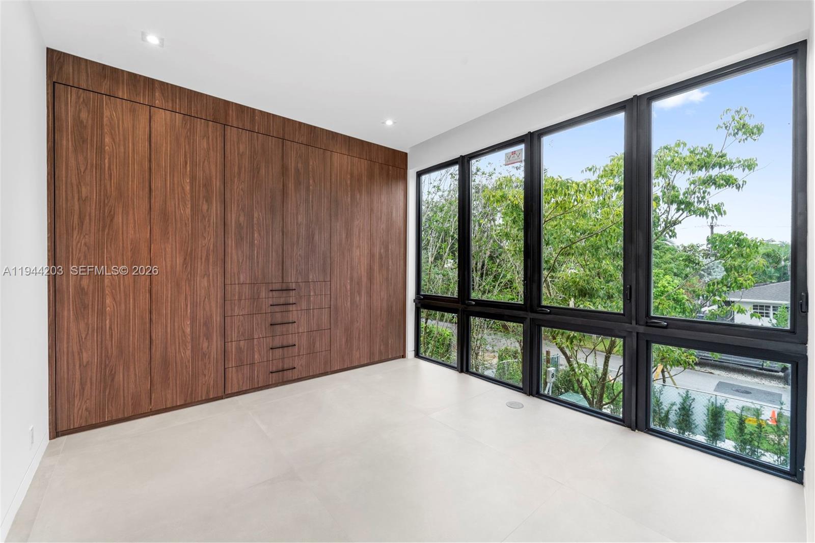 Shore Crest - Residential