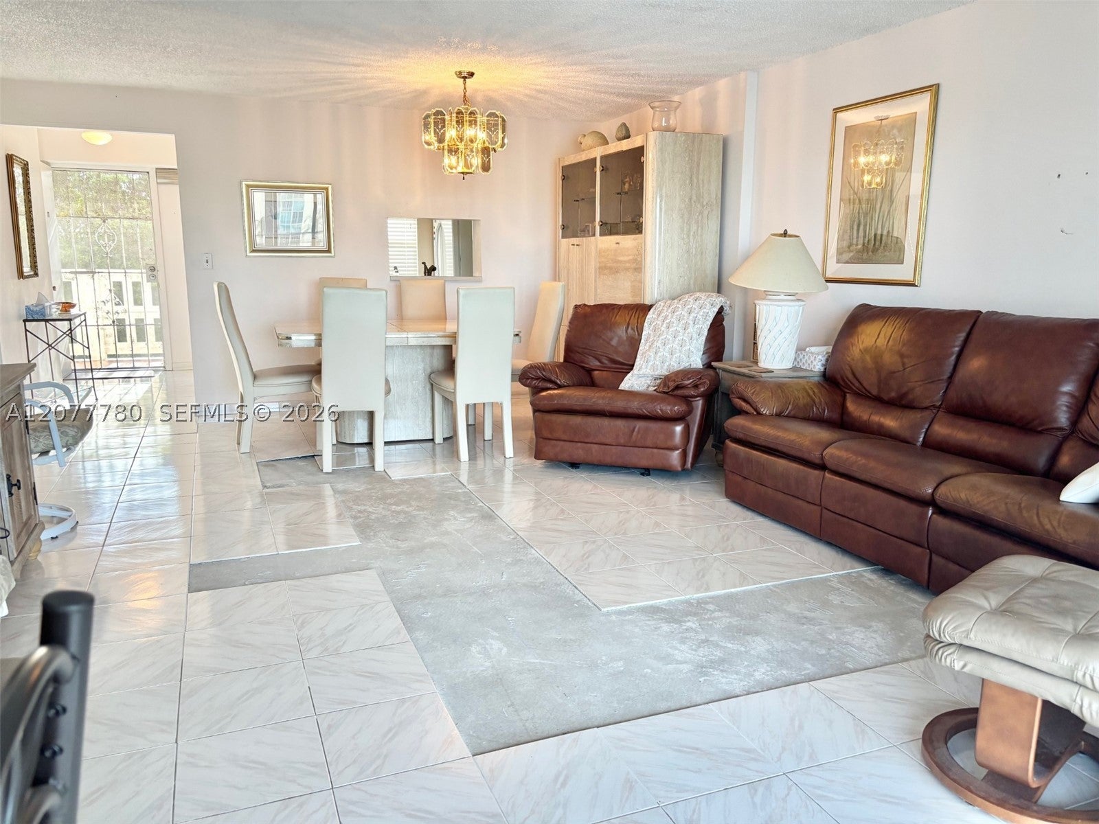 141 SE 3rd Ave 402