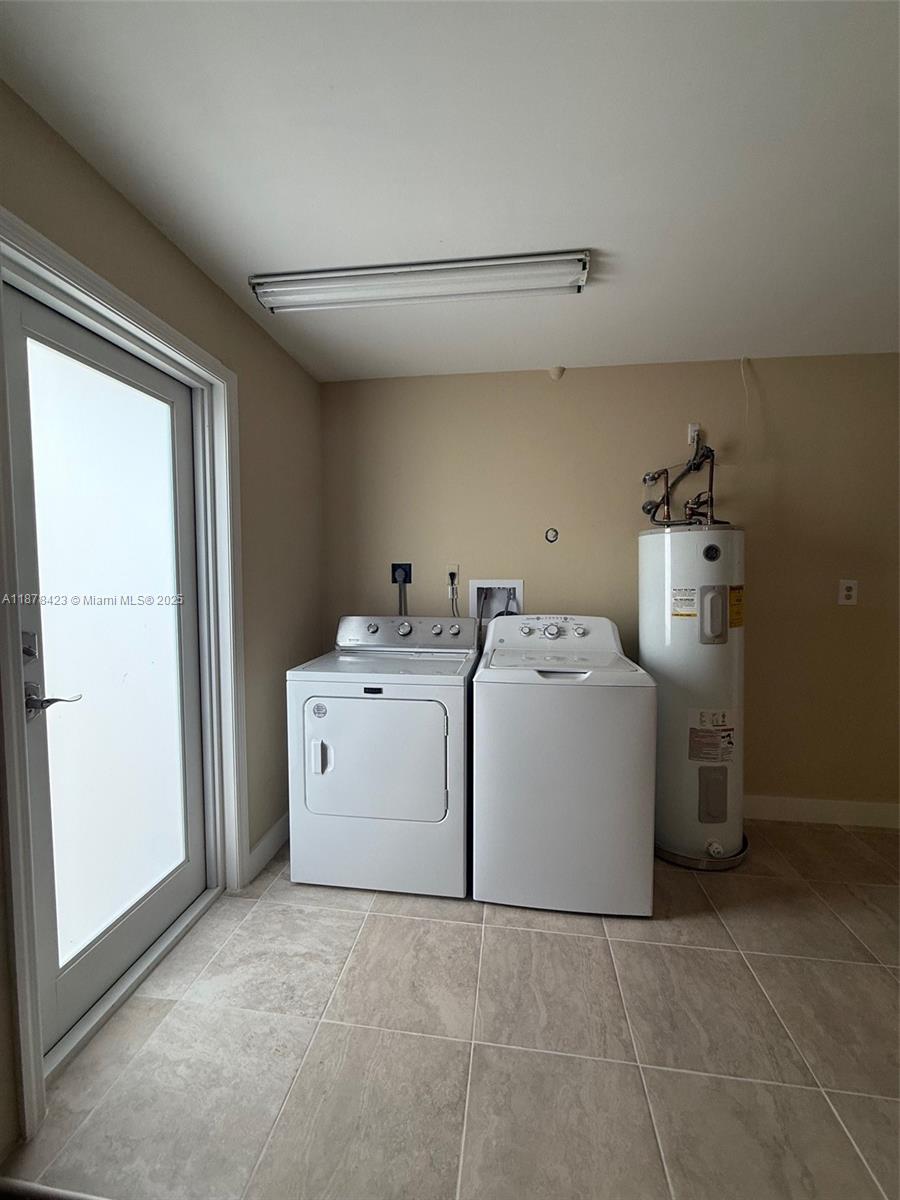 FLAMINGO GARDENS-PHASE TW - Residential Lease