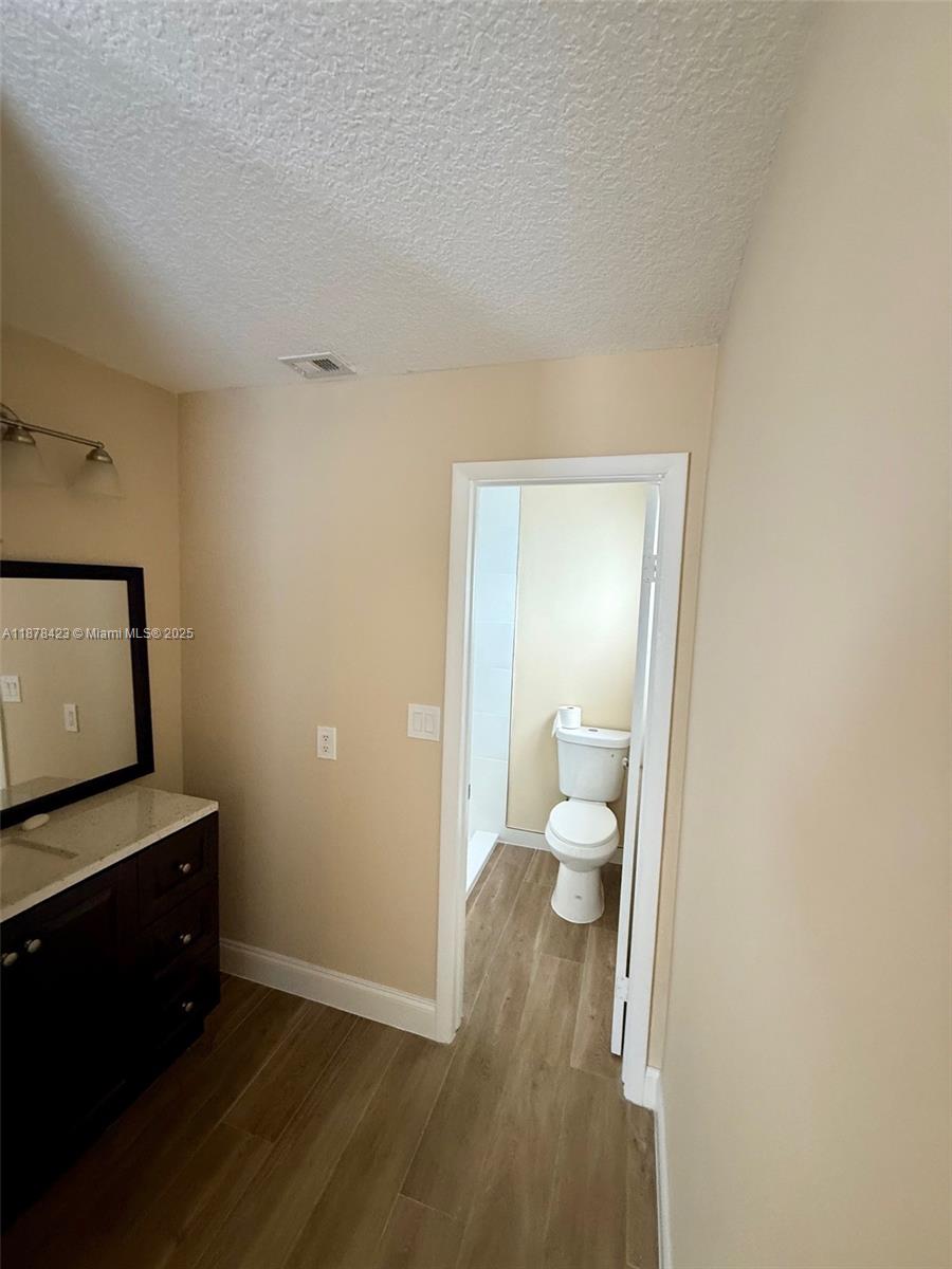 FLAMINGO GARDENS-PHASE TW - Residential Lease