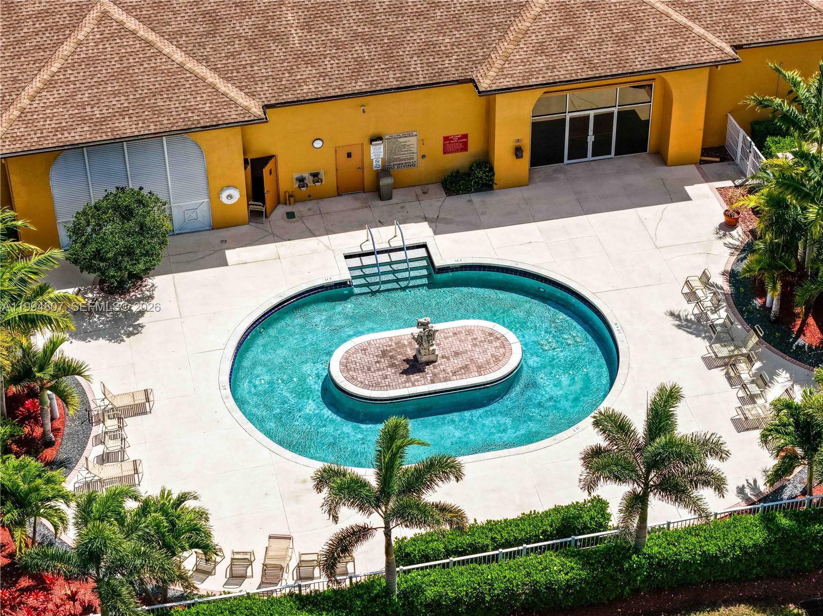 SUFFOLK AT CENTURY VILLAG - Residential