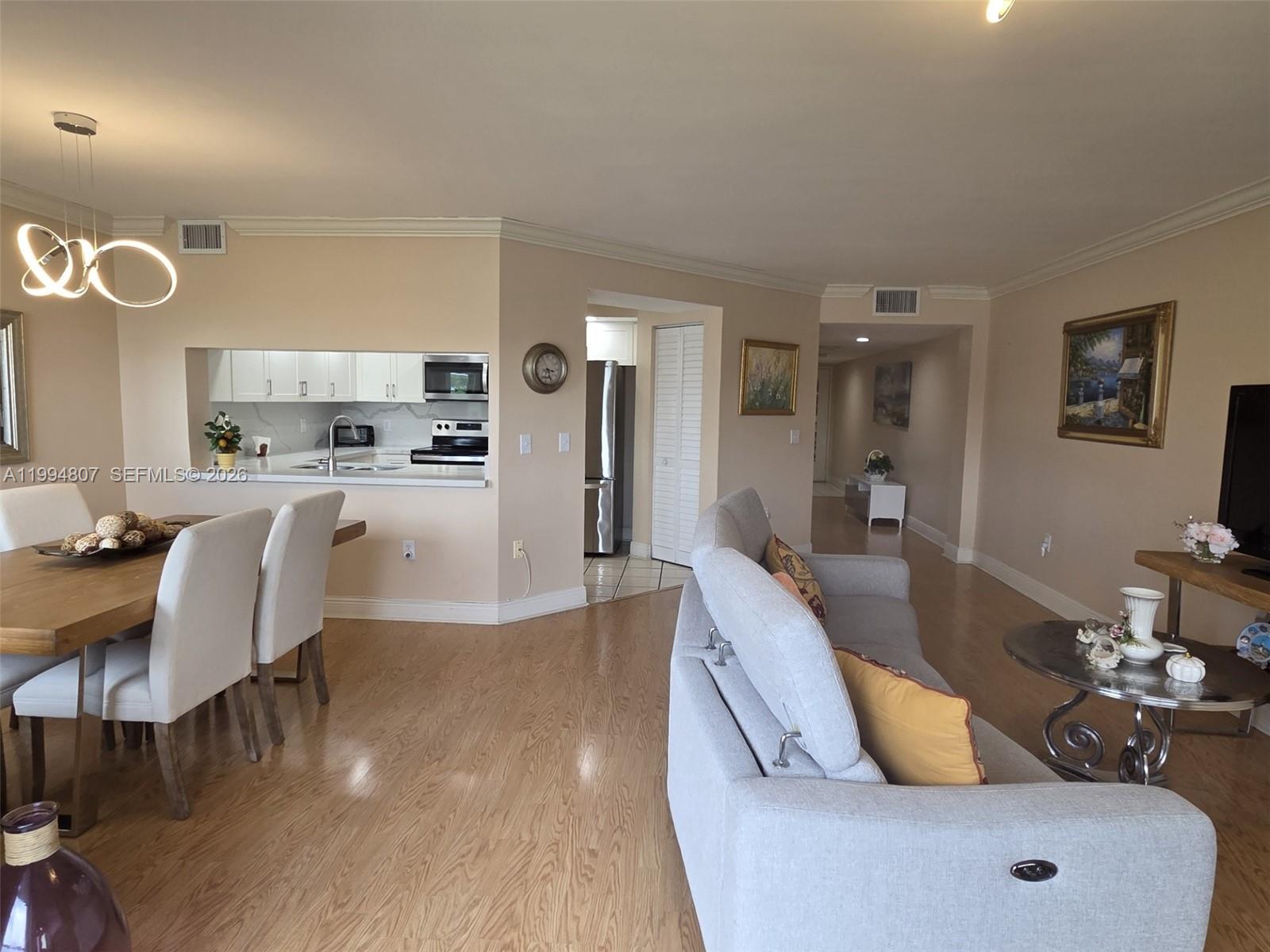 SUFFOLK AT CENTURY VILLAG - Residential