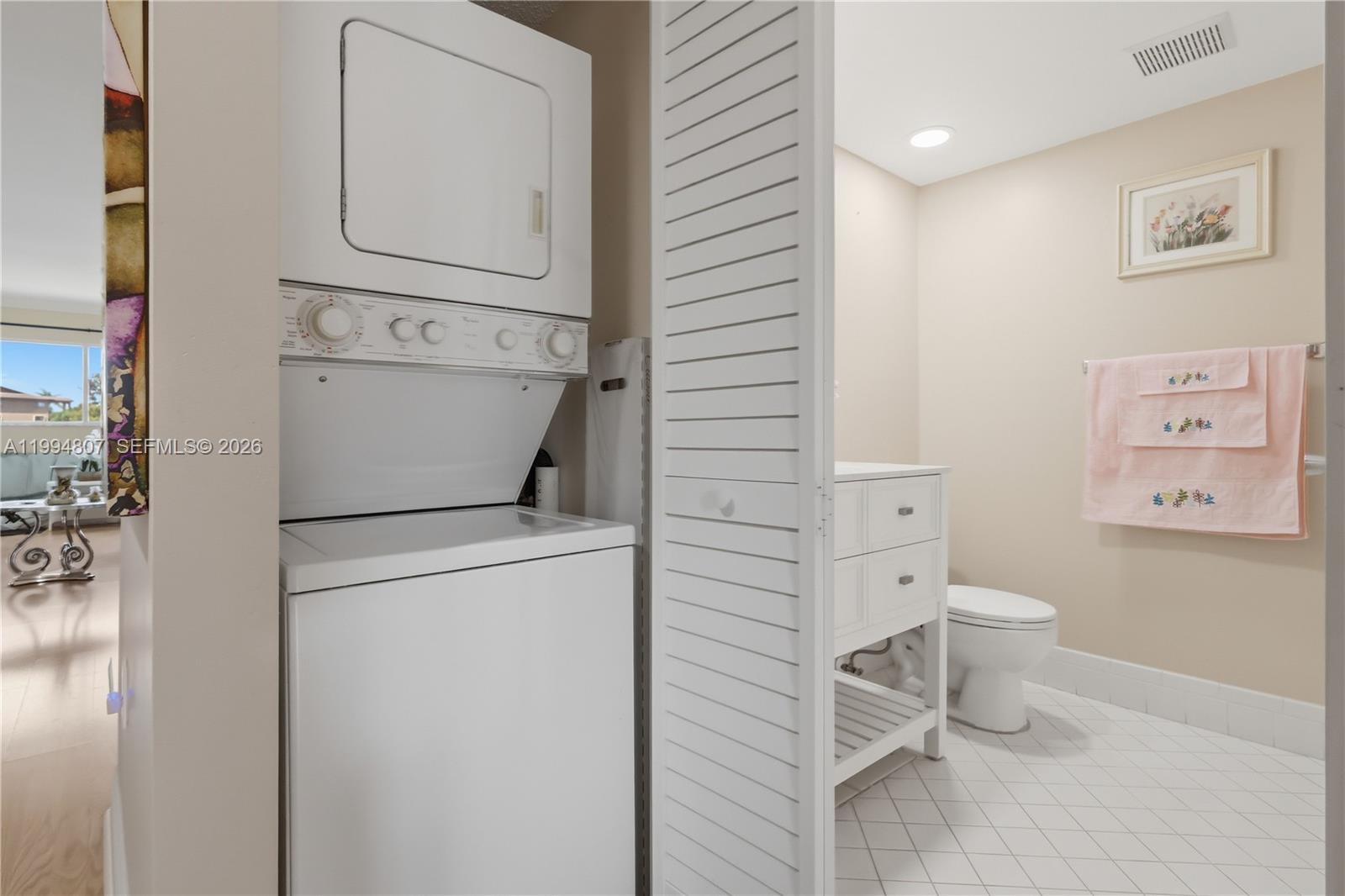 SUFFOLK AT CENTURY VILLAG - Residential
