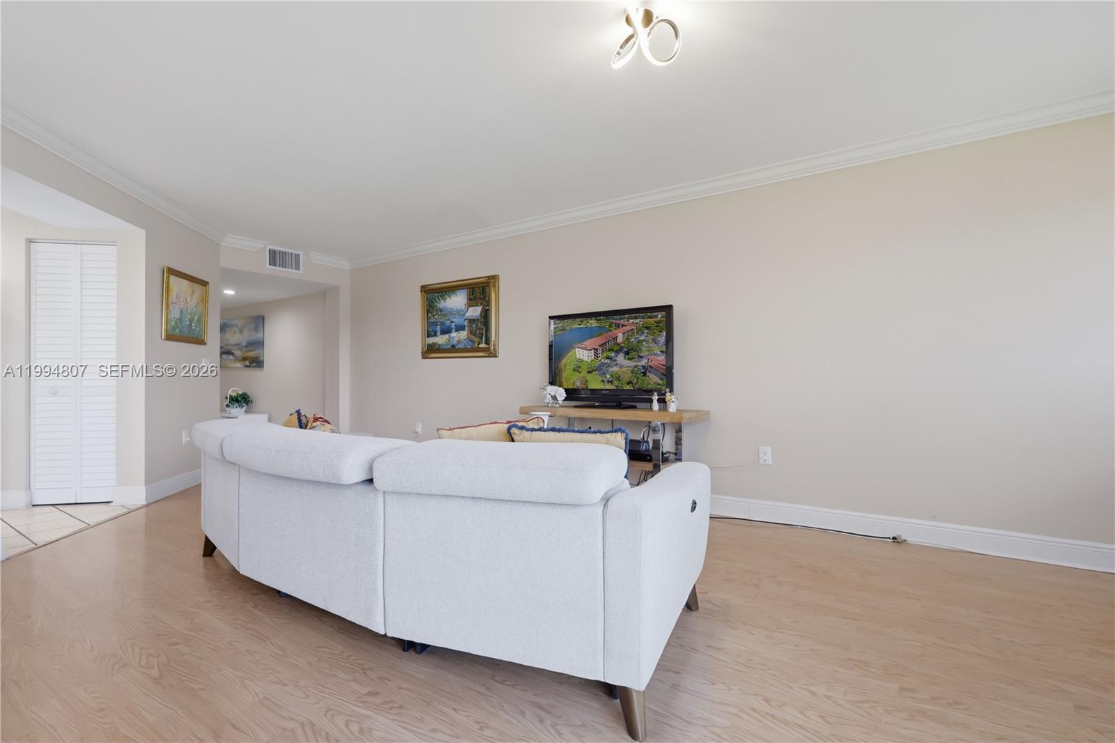 SUFFOLK AT CENTURY VILLAG - Residential