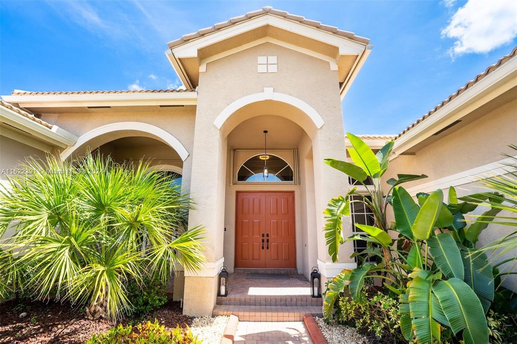 Photo of 18921 SW 41st St, Miramar, FL 33029 (MLS # A11622391)