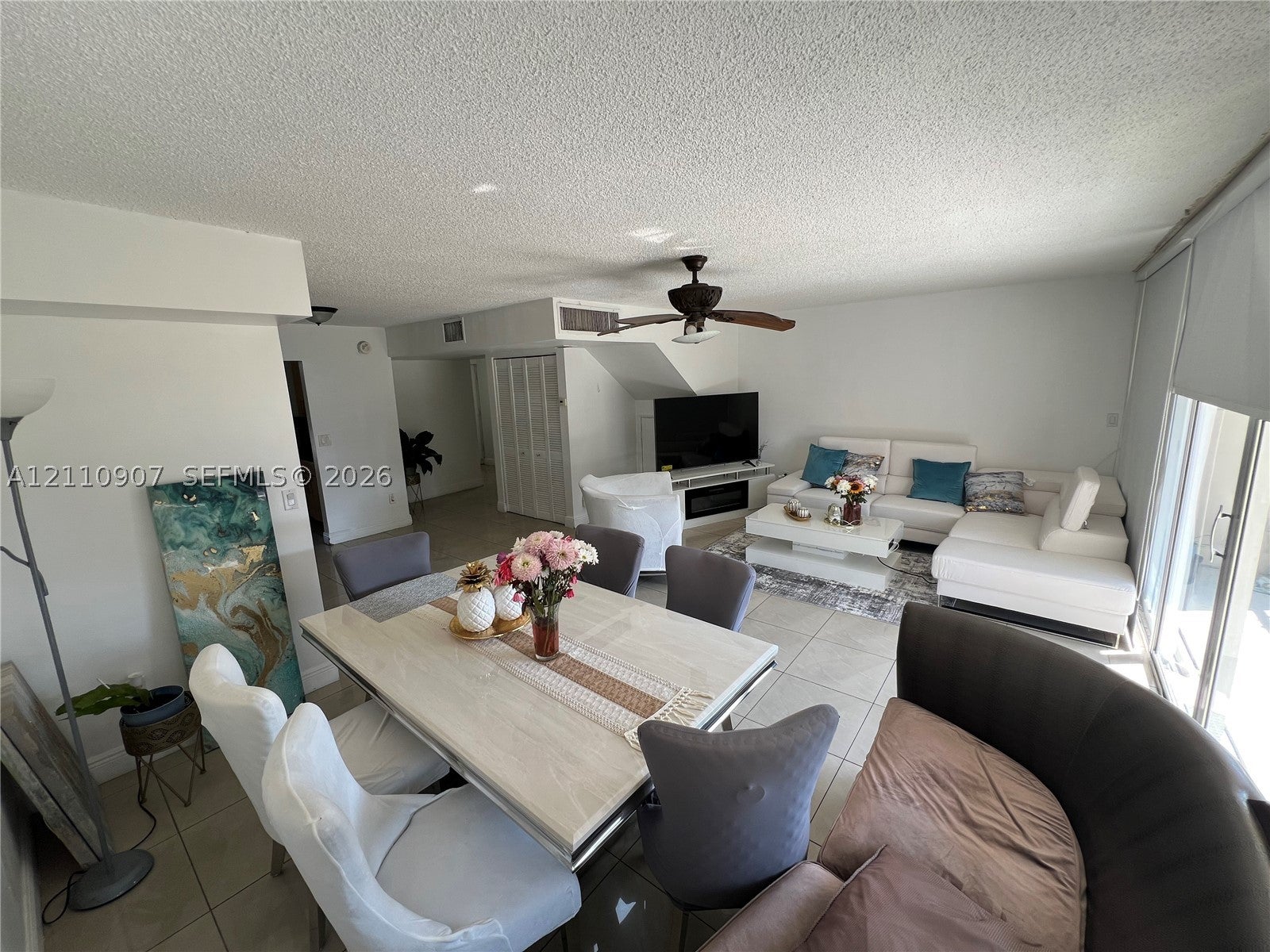 9240 Fontainebleau Blvd