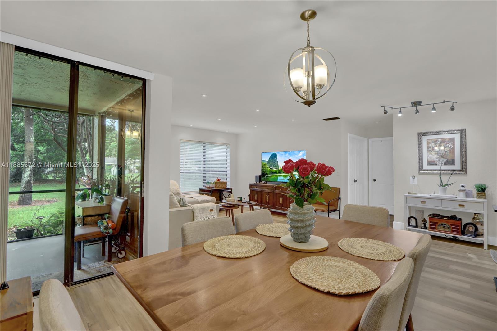 CENTERPOINTE CONDO - Residential Lease