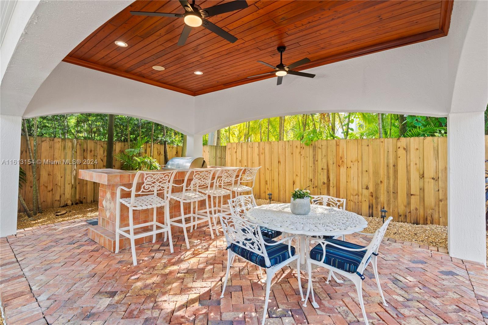 HIGH PINES REV PLAT OF 2N - Residential