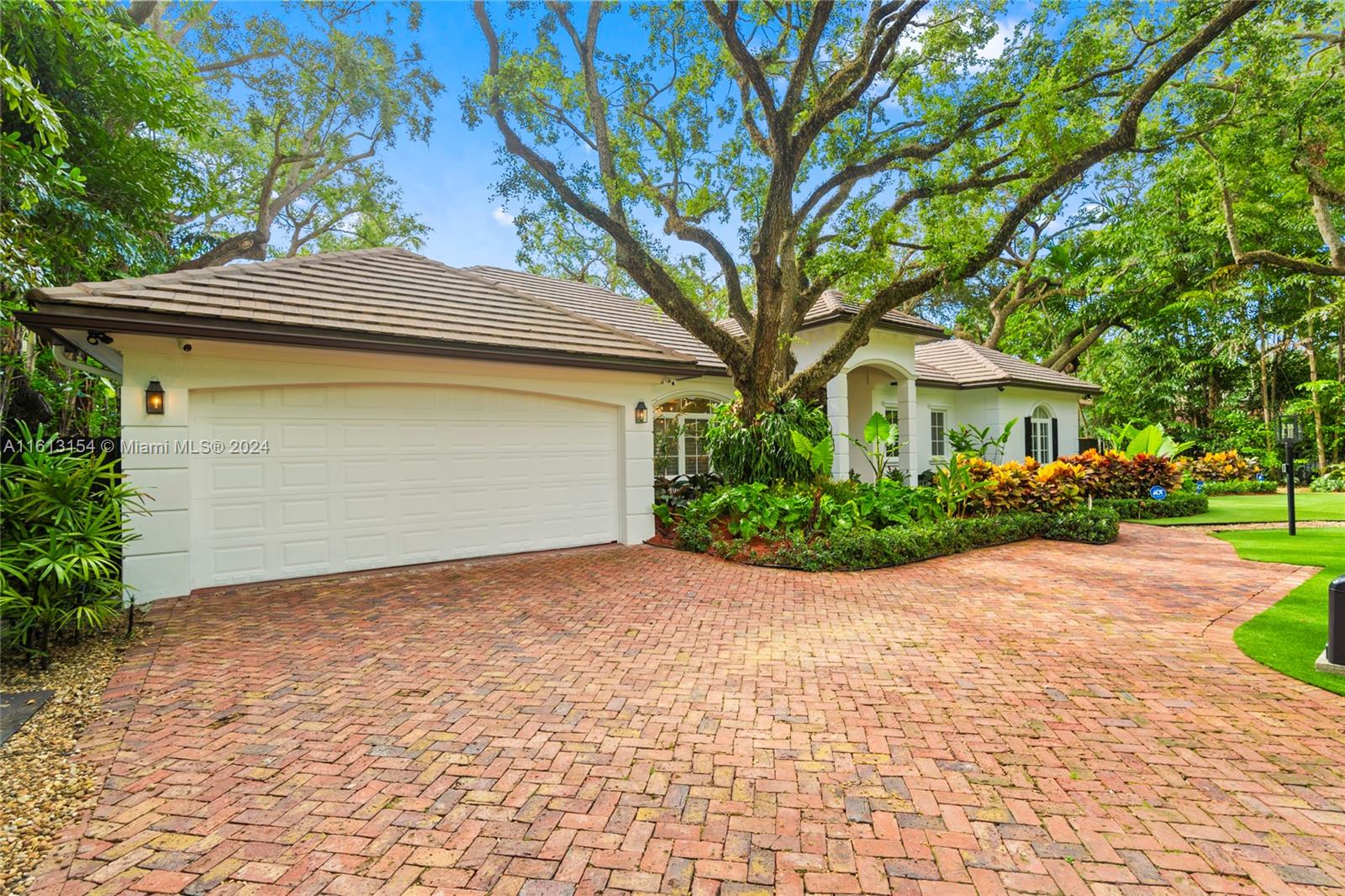 HIGH PINES REV PLAT OF 2N - Residential