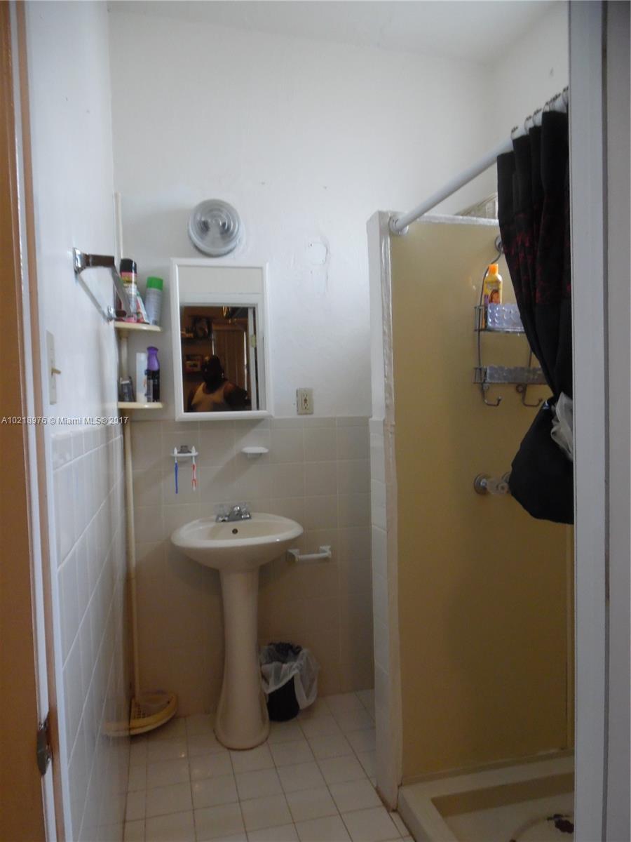 North Miami Estates - Residential