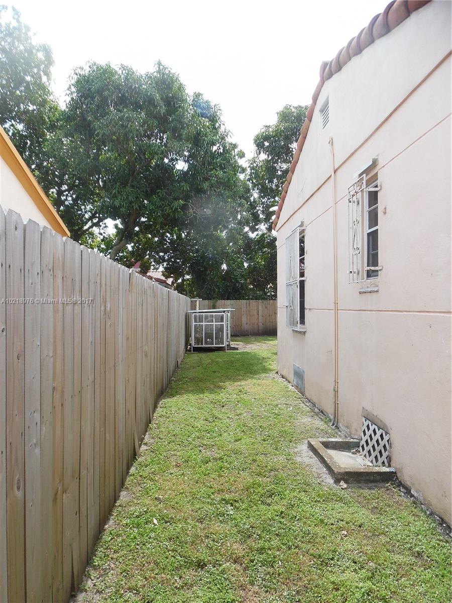 North Miami Estates - Residential