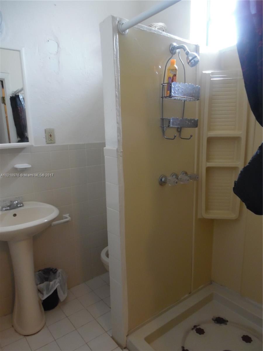 North Miami Estates - Residential