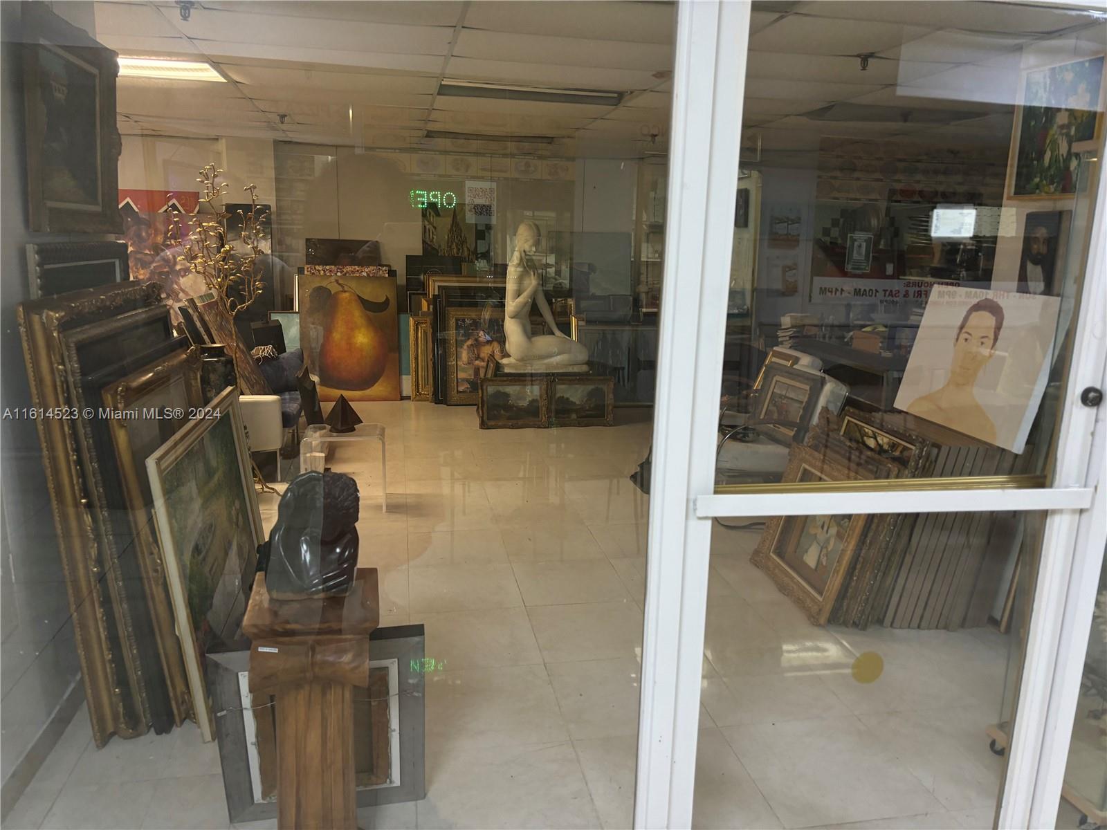 THE AVENTURA BEACH CLUB C - Residential