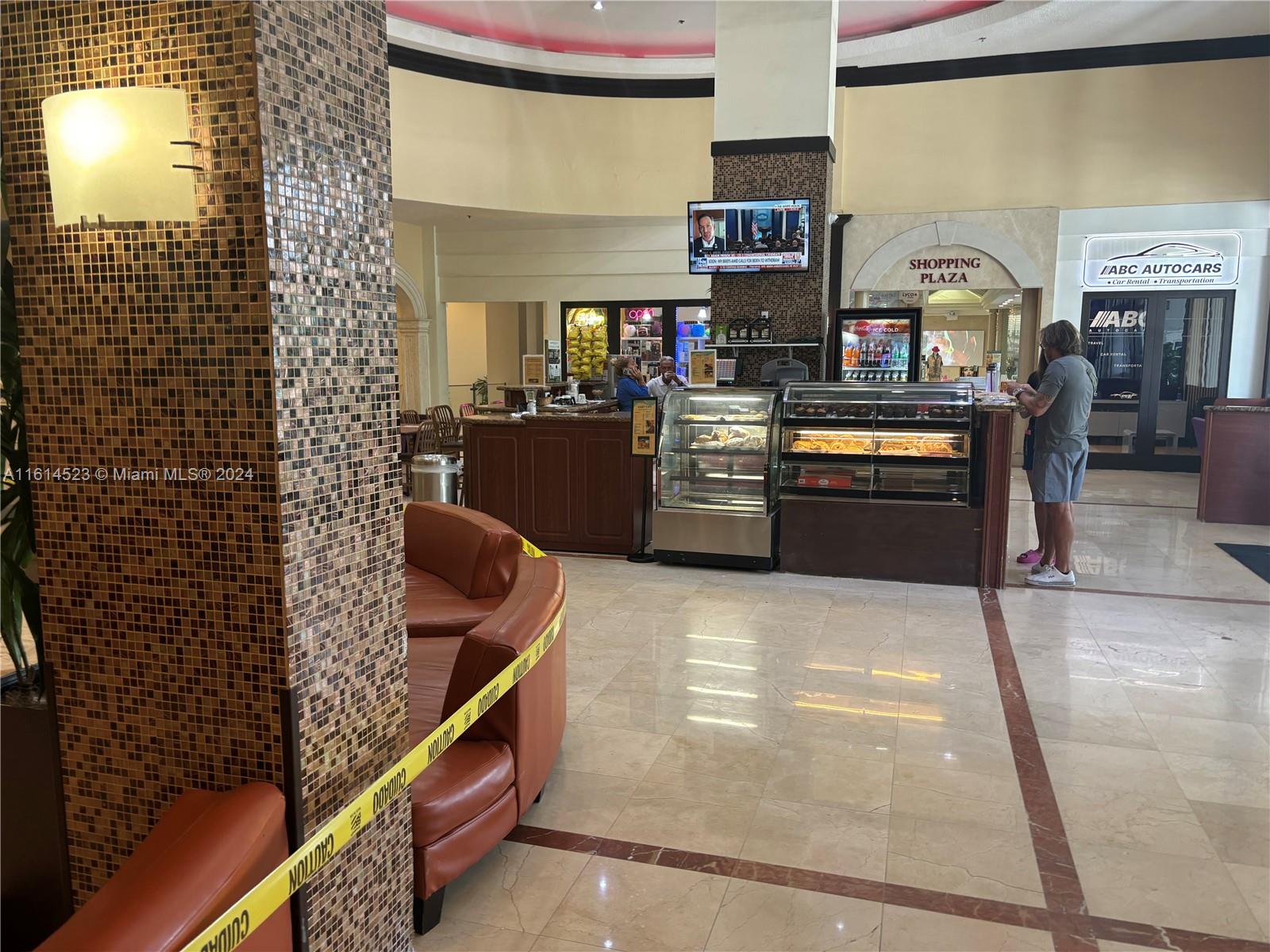 THE AVENTURA BEACH CLUB C - Residential