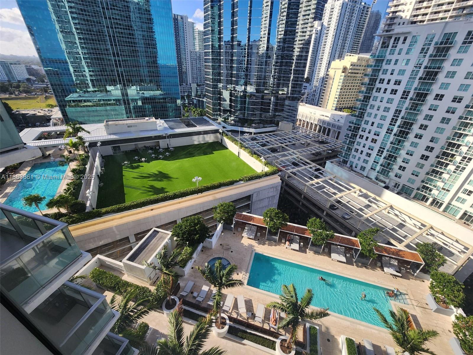 BRICKELLHOUSE CONDO - Residential