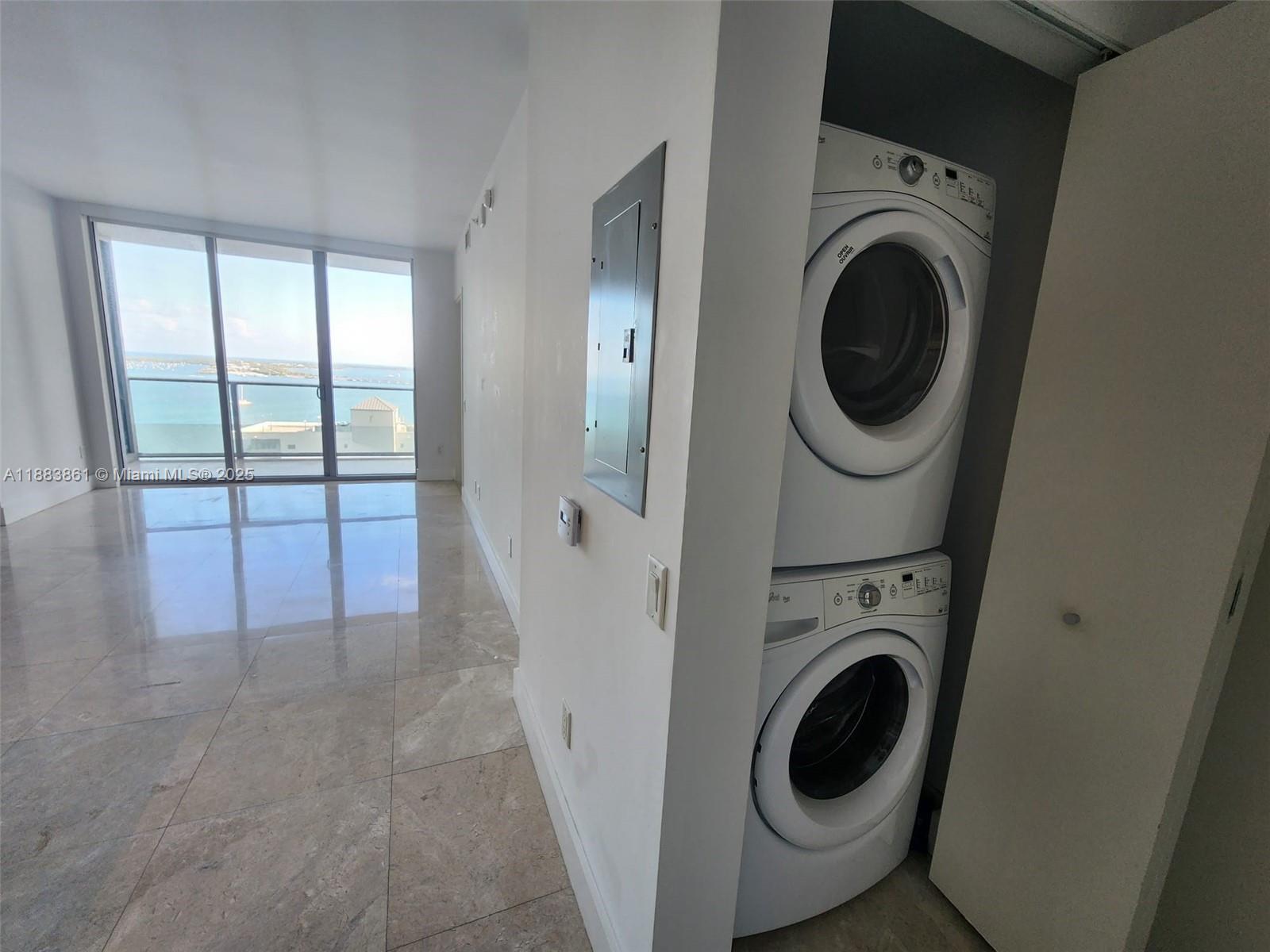 BRICKELLHOUSE CONDO - Residential