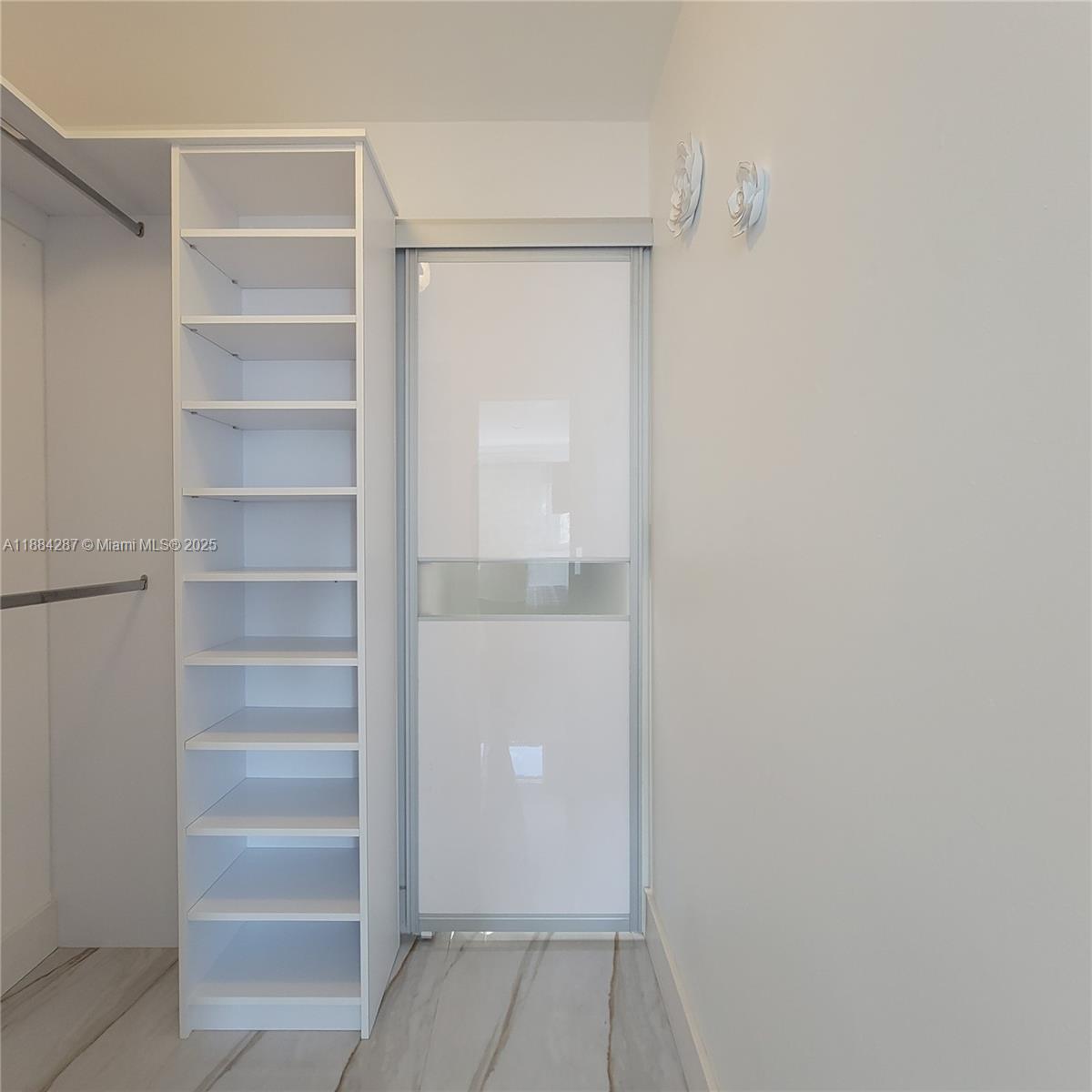PARKER PLAZA CONDO ESTATE - Residential Lease