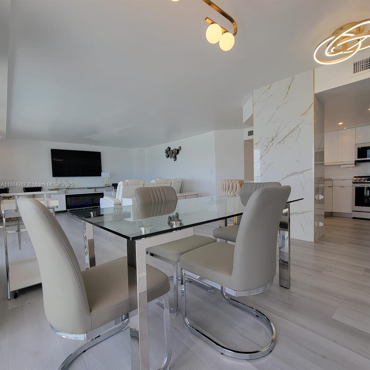 PARKER PLAZA CONDO ESTATE - Residential Lease