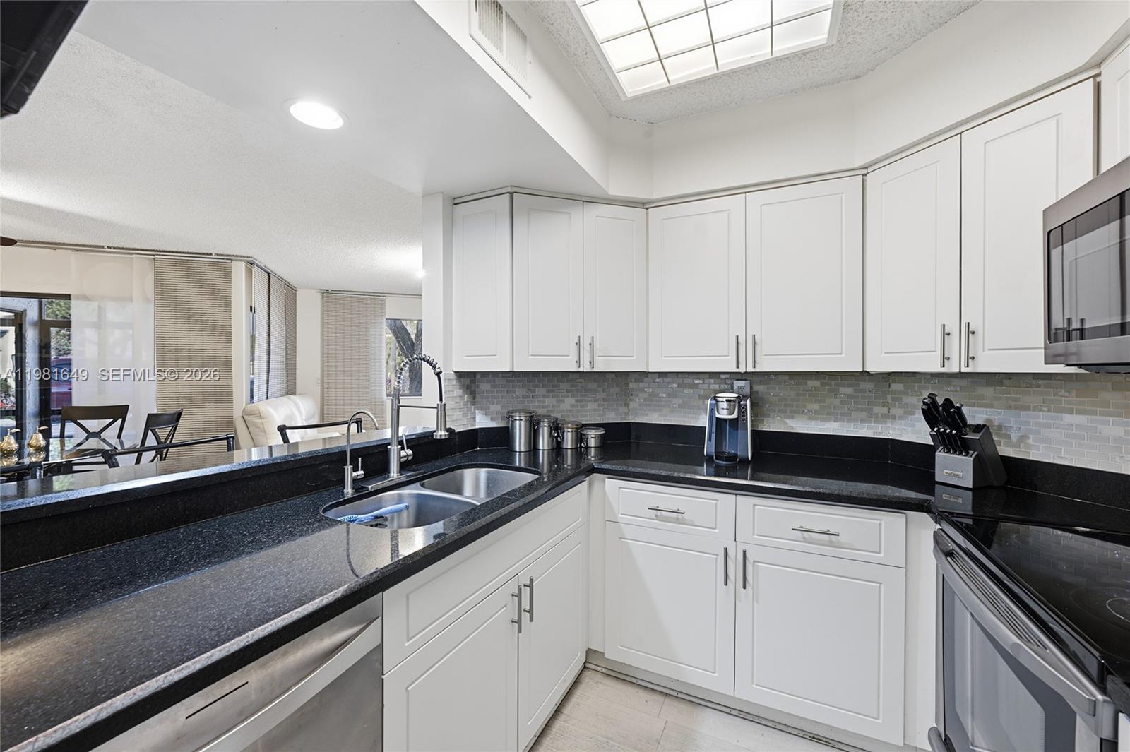 PARC VILLAGE CONDO - Residential Lease