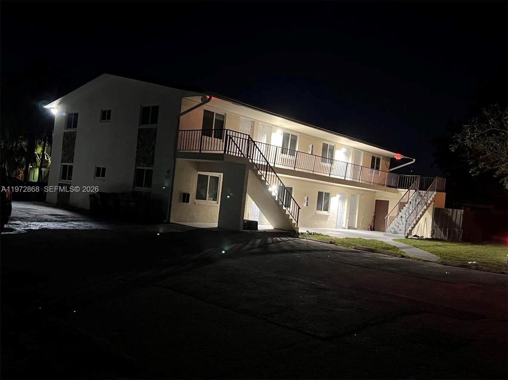 Photo of 6591 SW 46th St #1, Davie, FL 33314 (MLS # A11972868)