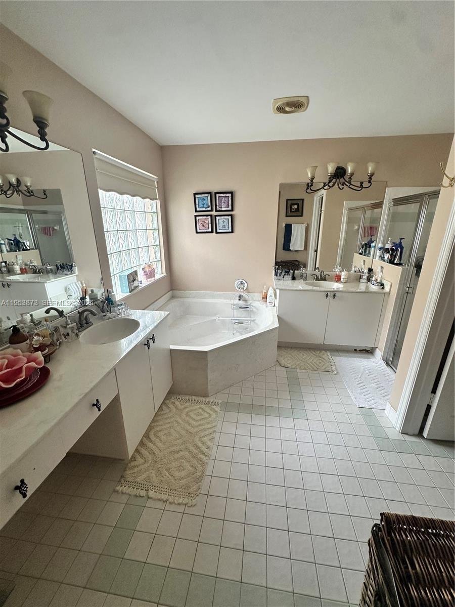 SILVER LAKES PHASE III - Residential