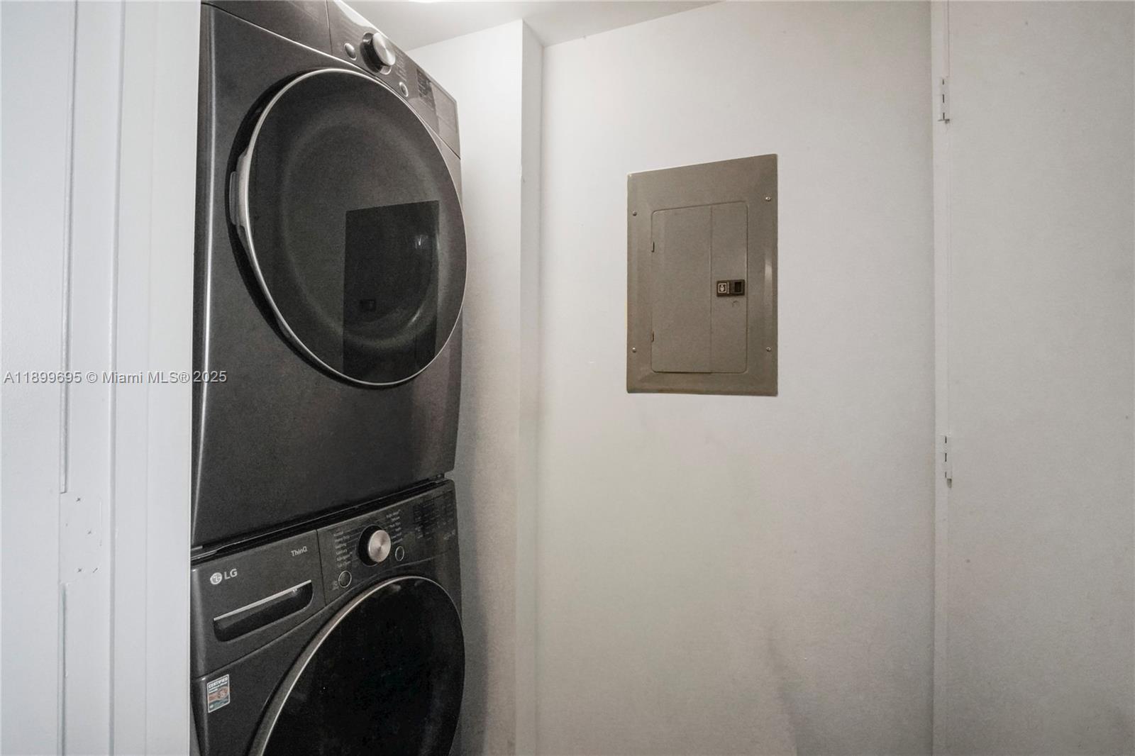 50 BISCAYNE CONDO - Residential Lease