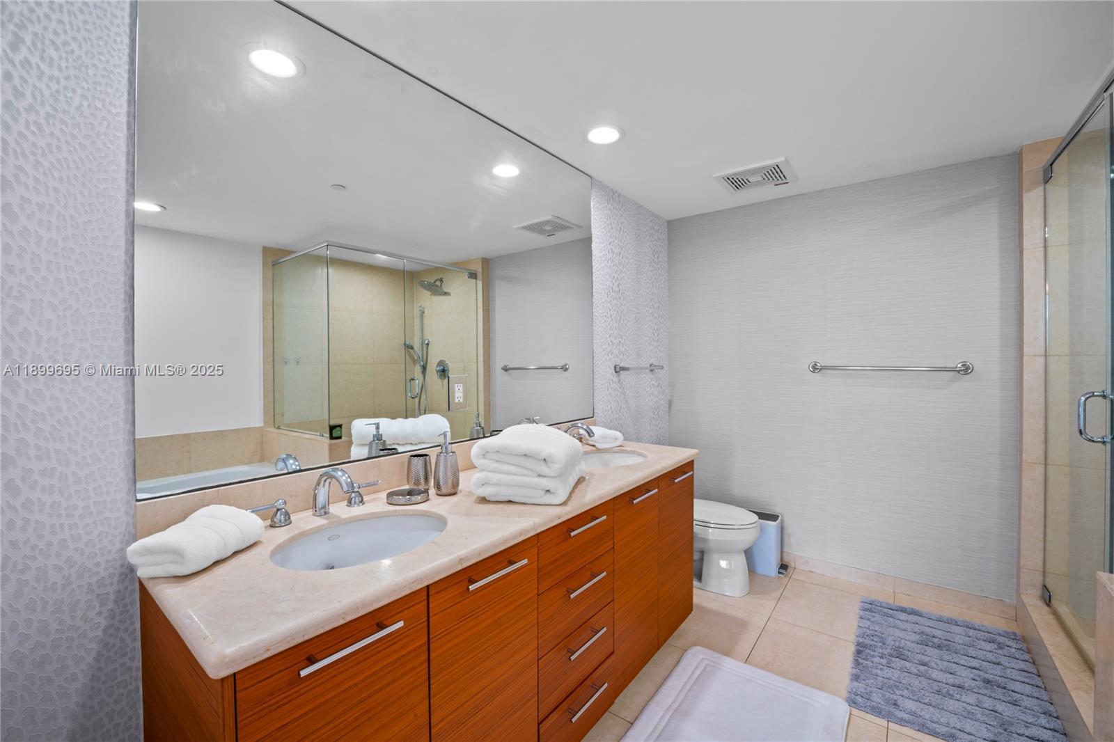 50 BISCAYNE CONDO - Residential Lease