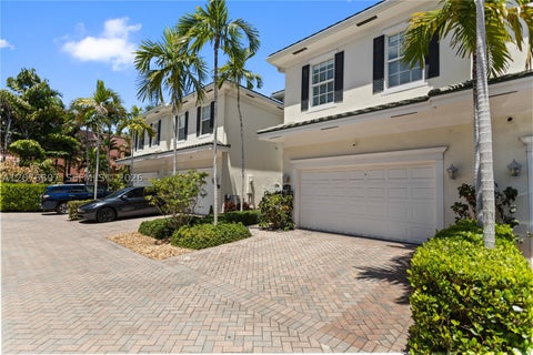 Photo of 1139 N Victoria Park Rd, Fort Lauderdale, FL 33304 (MLS # A12076697)