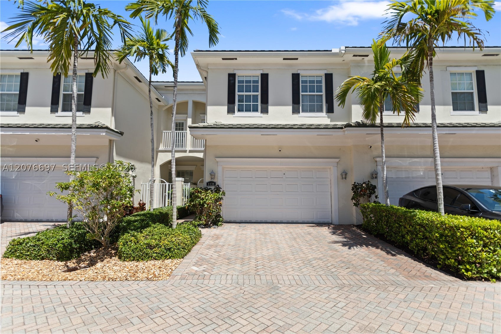 1139 N Victoria Park Rd, Fort Lauderdale FL 33304
