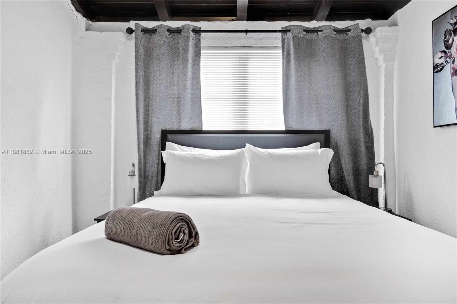 VEDADO - Residential Lease