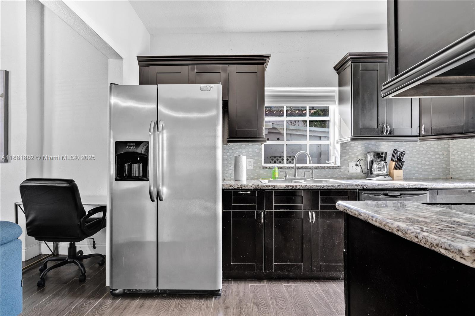 VEDADO - Residential Lease