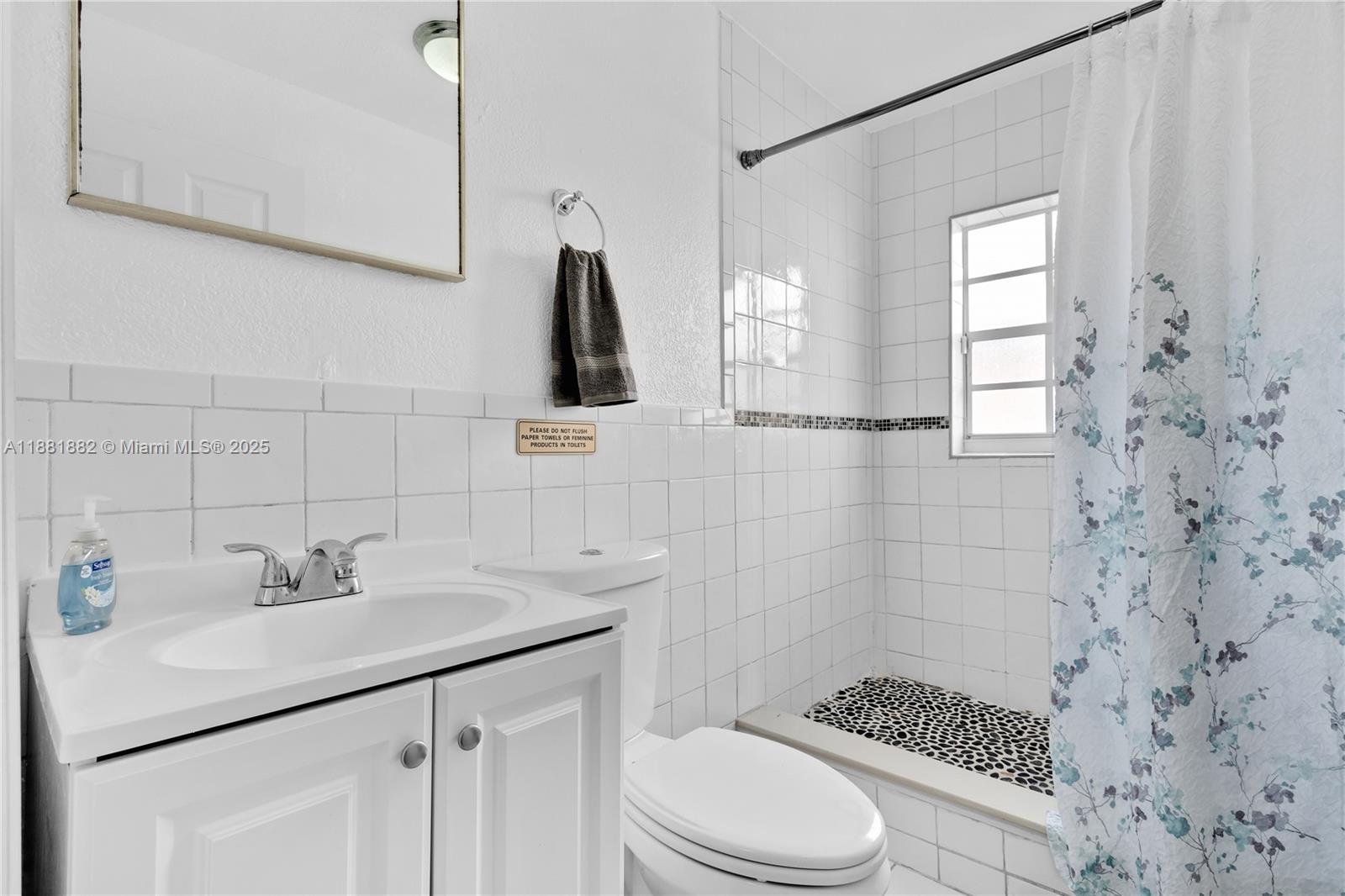 VEDADO - Residential Lease
