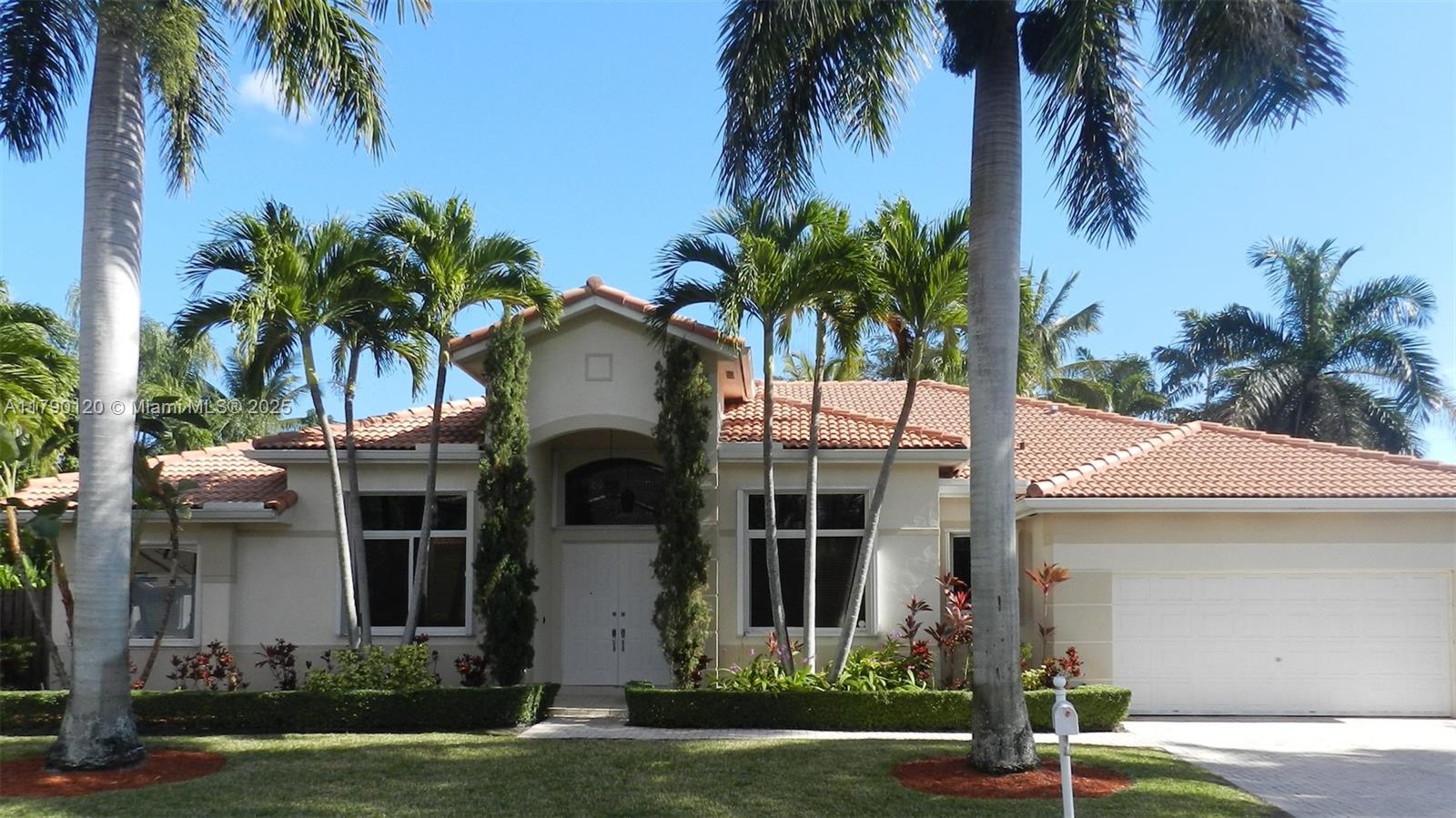 Rental Property at 13651 Sw 84th Ct, Palmetto Bay, Miami-Dade County, Florida - Bedrooms: 4 
Bathrooms: 3  - $8,400 MO.