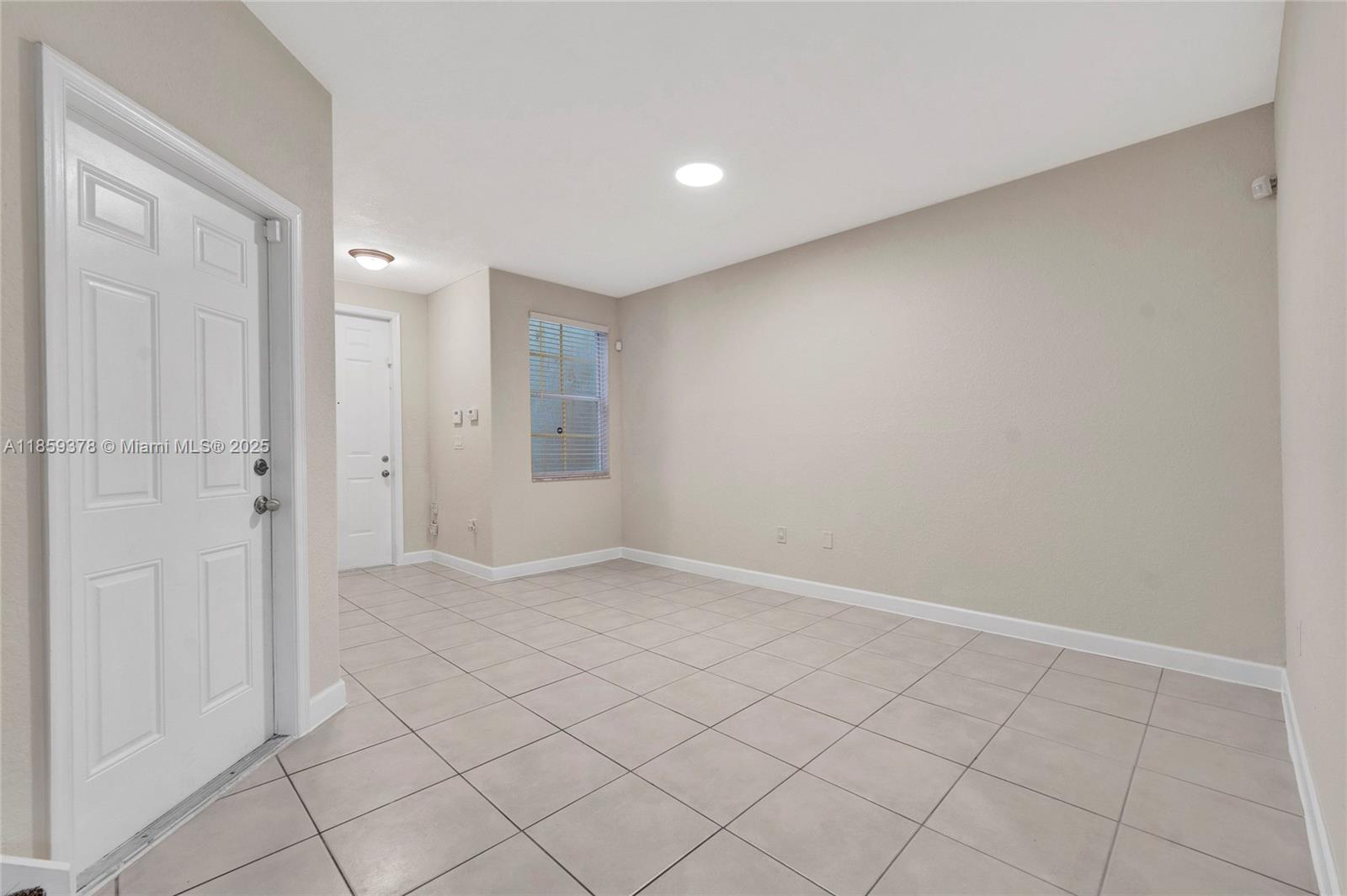 KEYS GARDEN - Residential