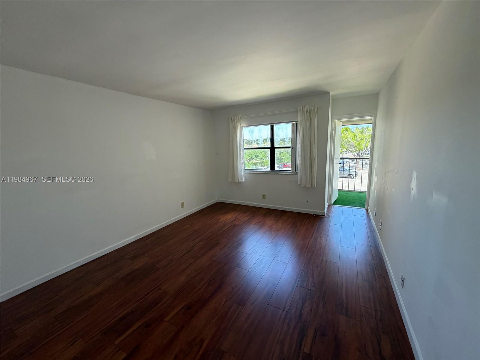 RACQUET CLUB 10 AT BONAVE - Residential Lease