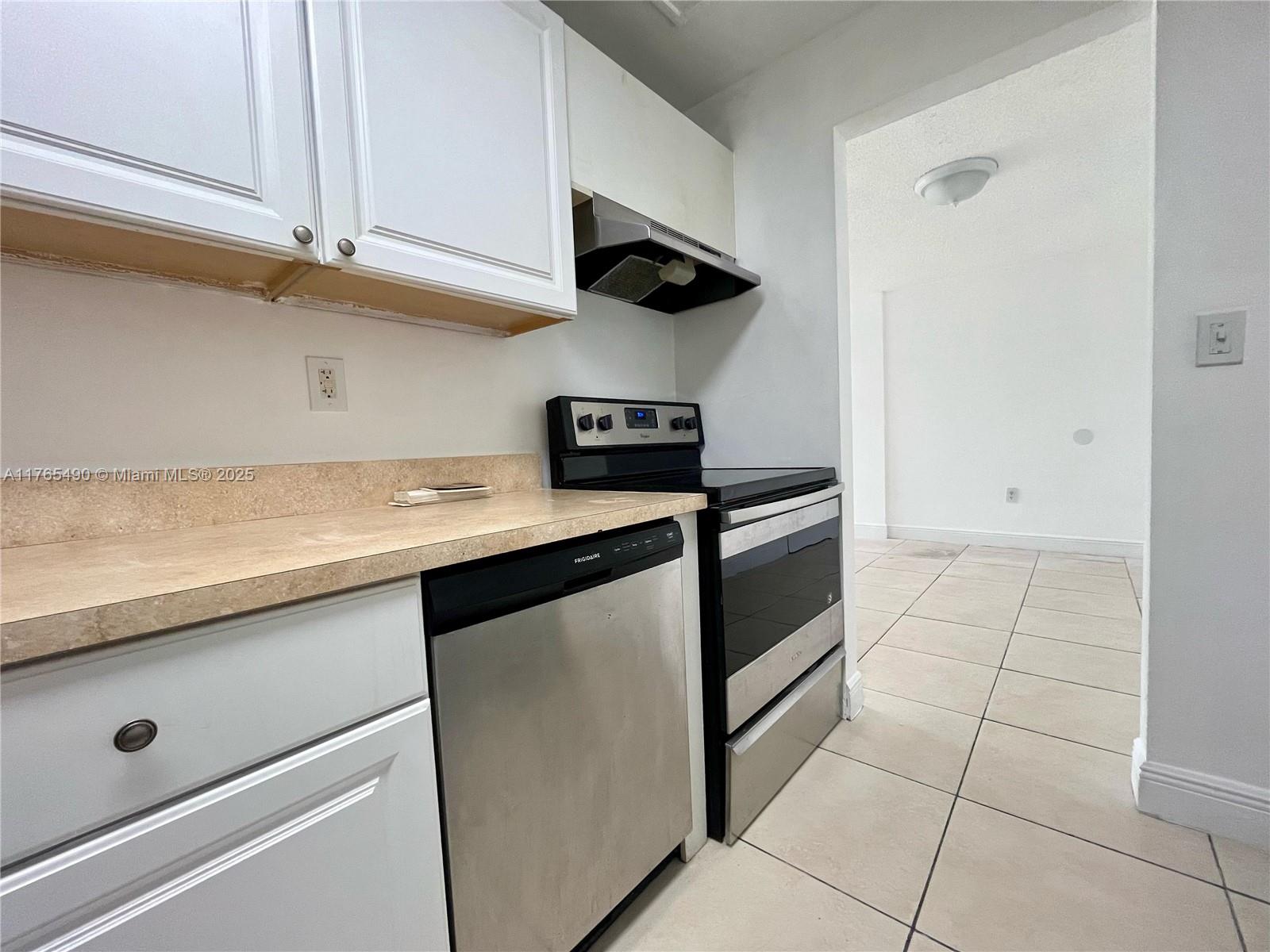 BAYVIEW PALMS CONDO - Residential