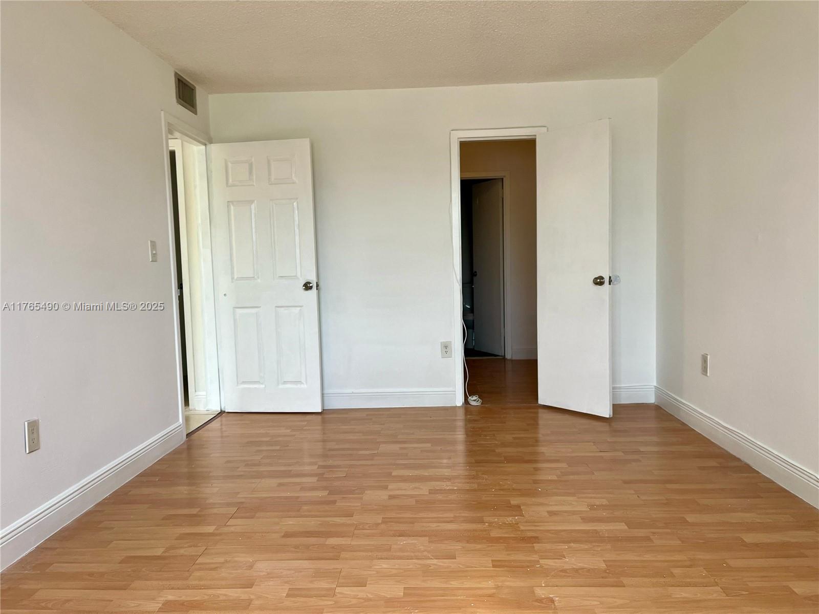 BAYVIEW PALMS CONDO - Residential