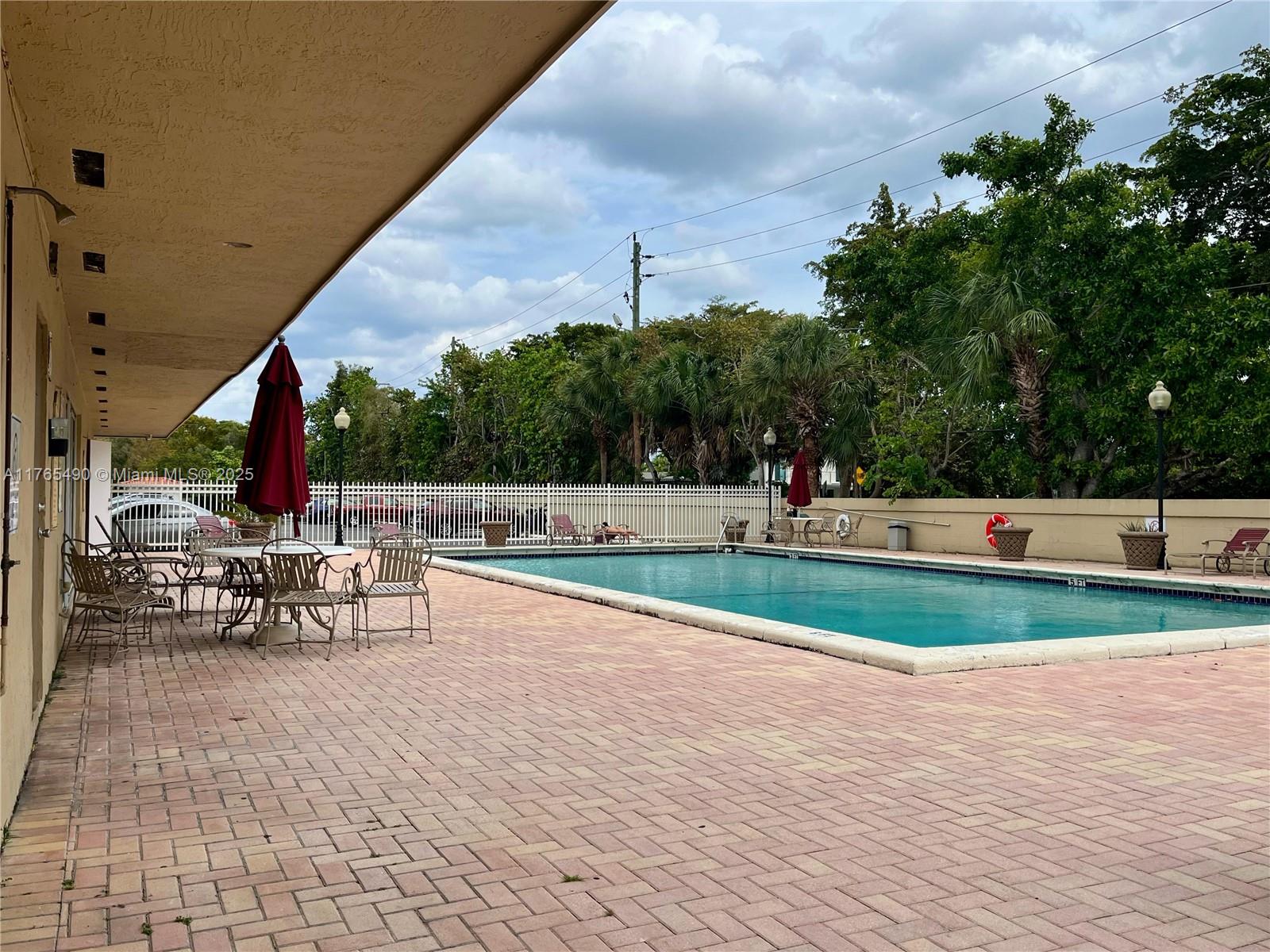 BAYVIEW PALMS CONDO - Residential