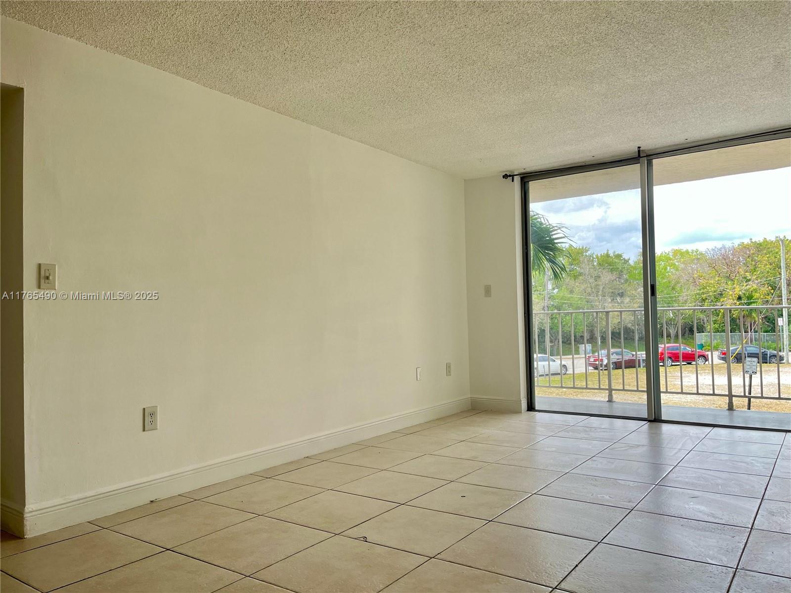 BAYVIEW PALMS CONDO - Residential