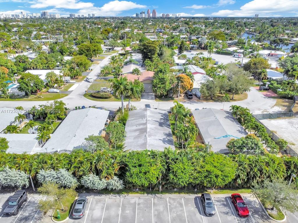 EDGEWATER ESTATES 1ST ADD - Residential Income