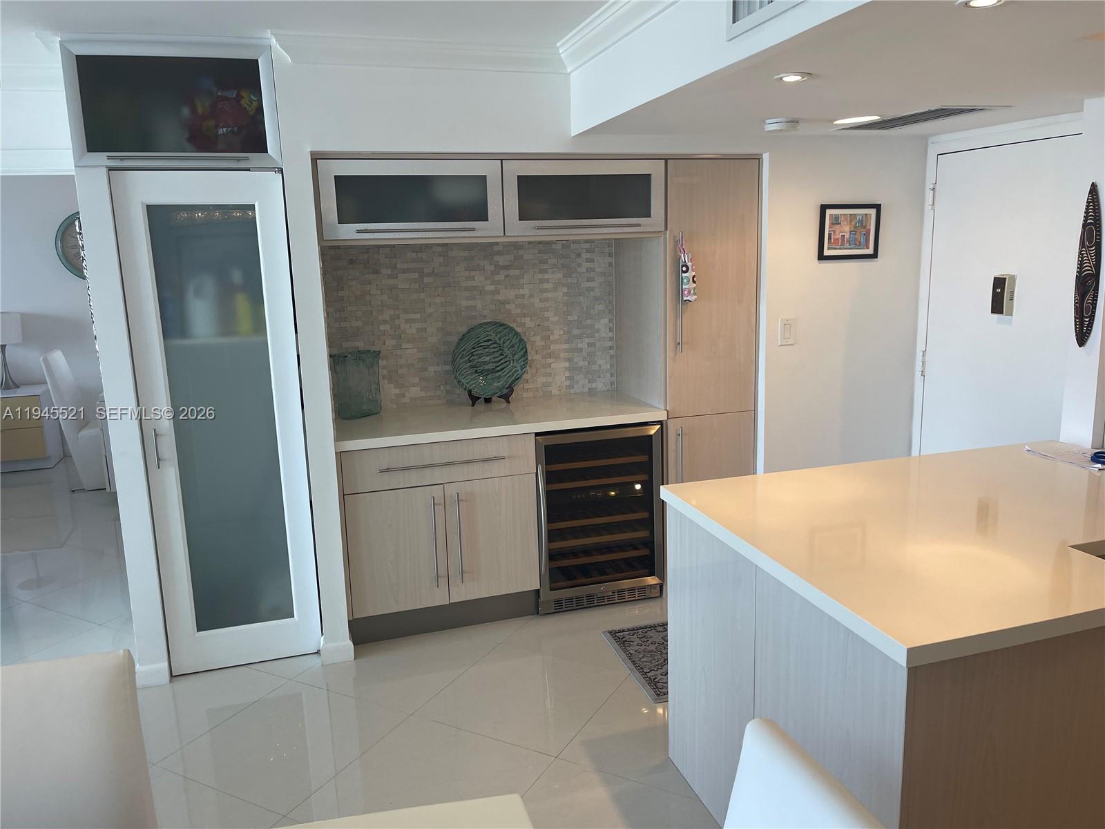 2101 S Ocean Dr 1404