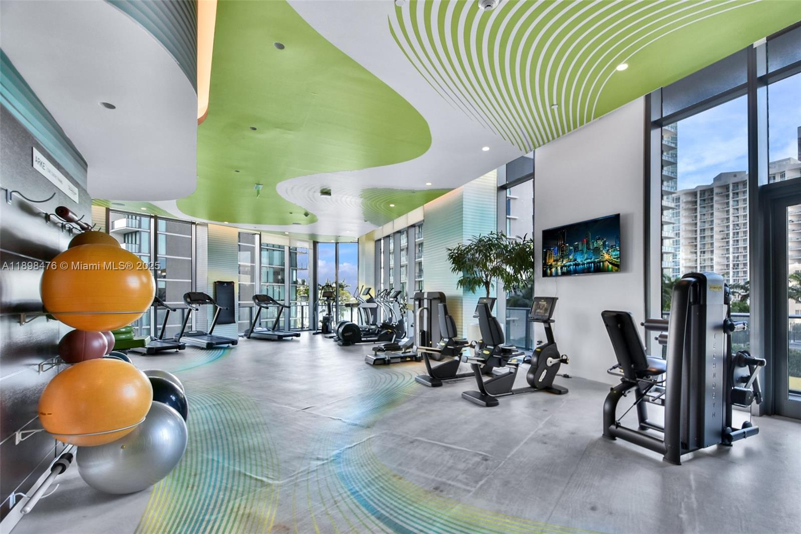 PARAISO BAYVIEWS CONDO - Residential Lease