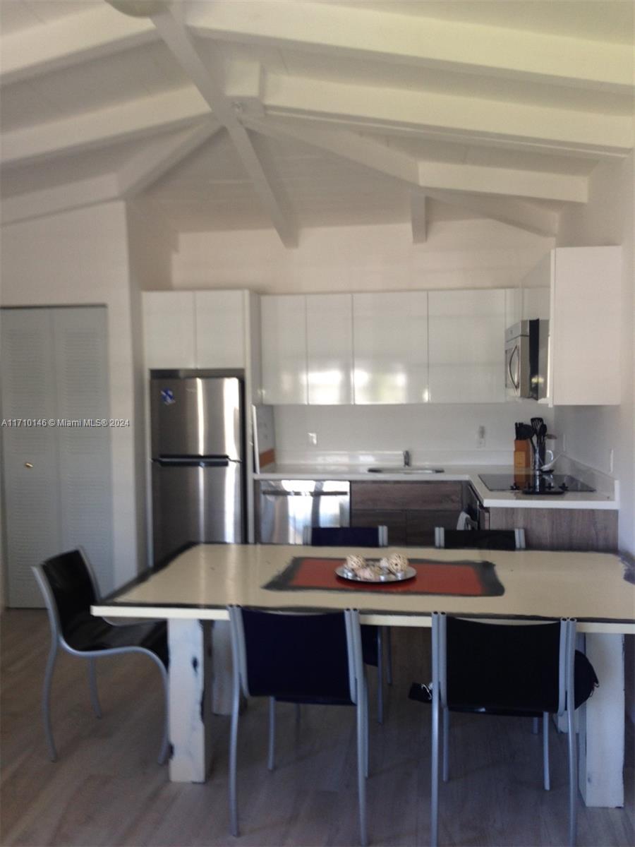 EVA CONDO - Residential