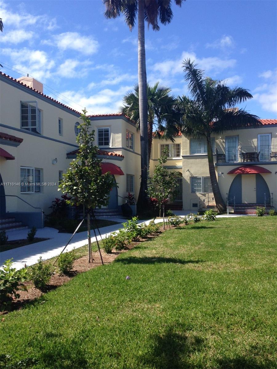 EVA CONDO - Residential