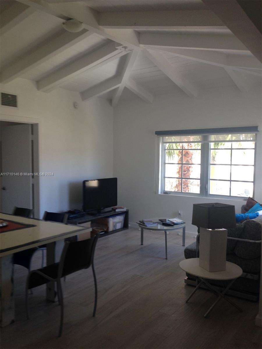 EVA CONDO - Residential