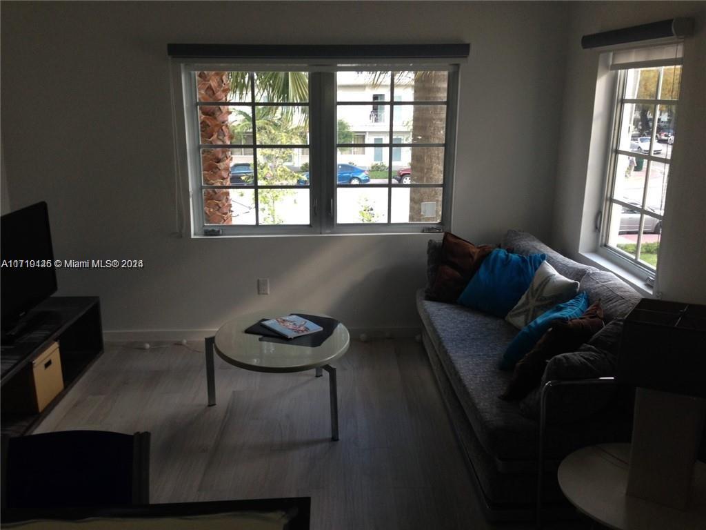 EVA CONDO - Residential
