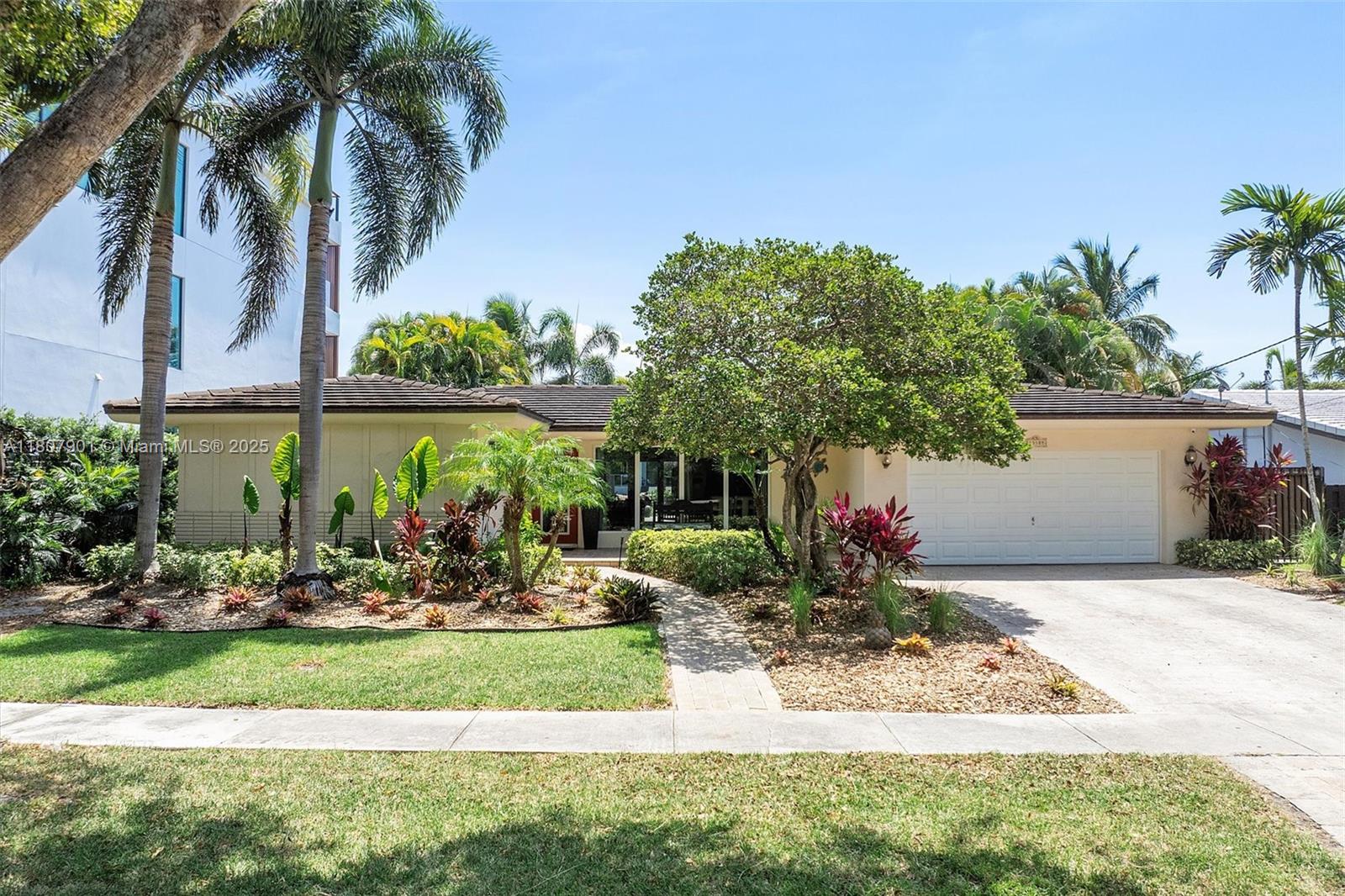 13105 Coronado Dr, North Miami, Miami-Dade County, Florida - 3 Bedrooms  
2 Bathrooms - 