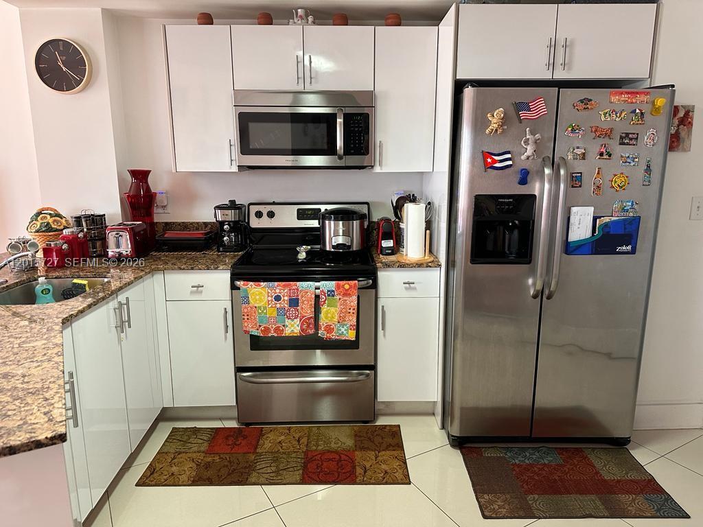 2300 NW 7th Street 301